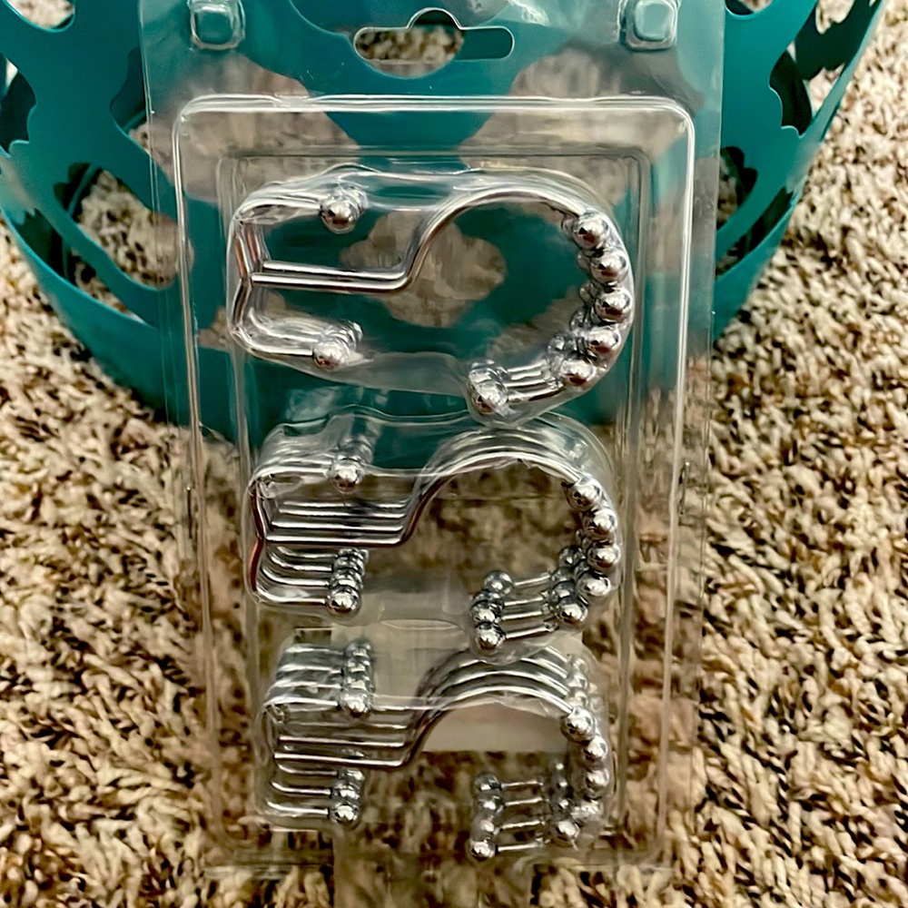 12 chrome rust proof shower hooks
